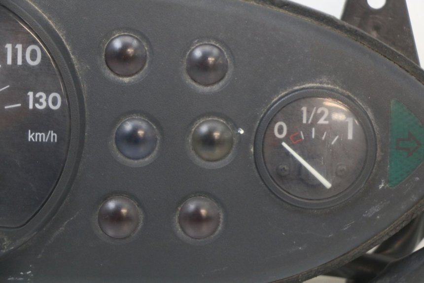 photo de COMPTEUR BMW C1 125 (2000 - 2003) - Gros plan technique