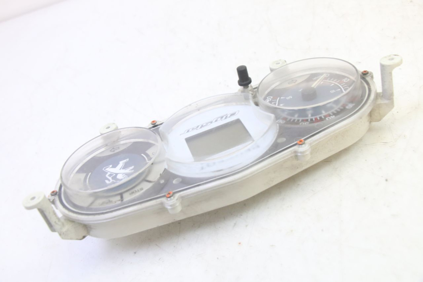 photo de COMPTEUR PEUGEOT CITYSTAR 50 (2013 - 2017) - État de surface