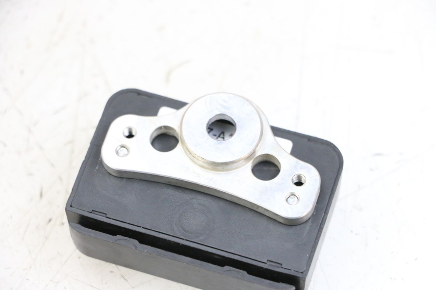 photo de COMPTEUR  HONDA CRF R 250 (2020 - 2021) - Autre angle de vue