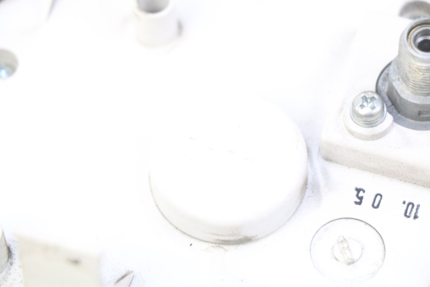 photo de COMPTEUR  YAMAHA CYGNUS X INJECTION 125 (2007 - 2013) - Autre angle de vue