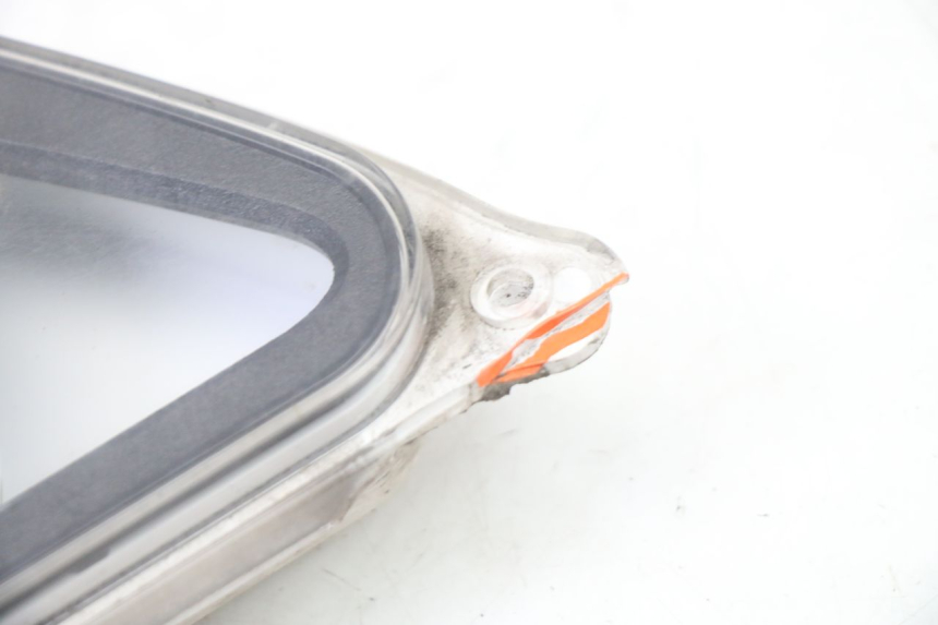 photo de COMPTEUR KYMCO DINK STREET 125 (2009 - 2014) - État de surface