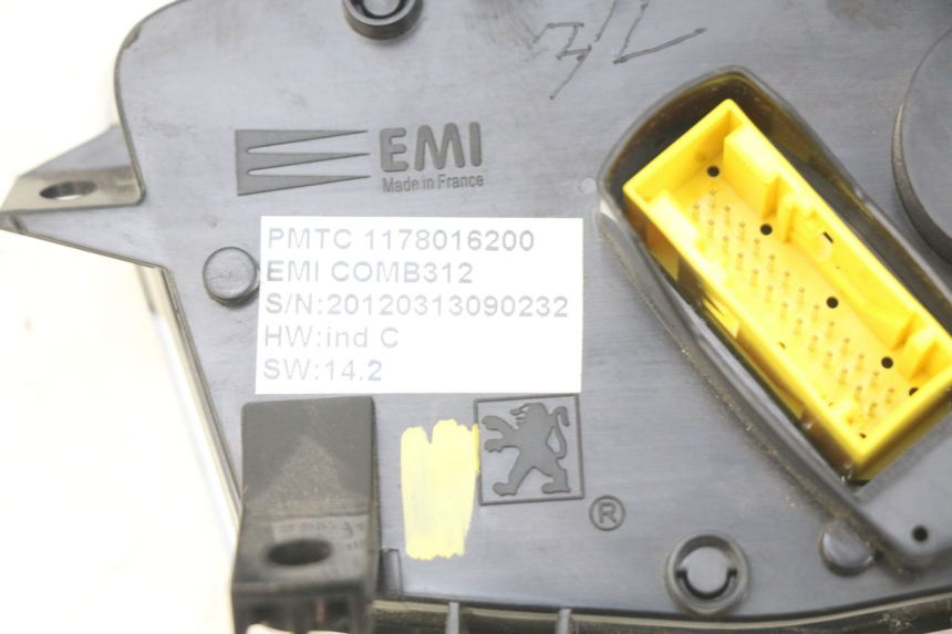photo de COMPTEUR  PEUGEOT E-VIVACITY 1 (2012 - 2018) - Zoom état d’usage