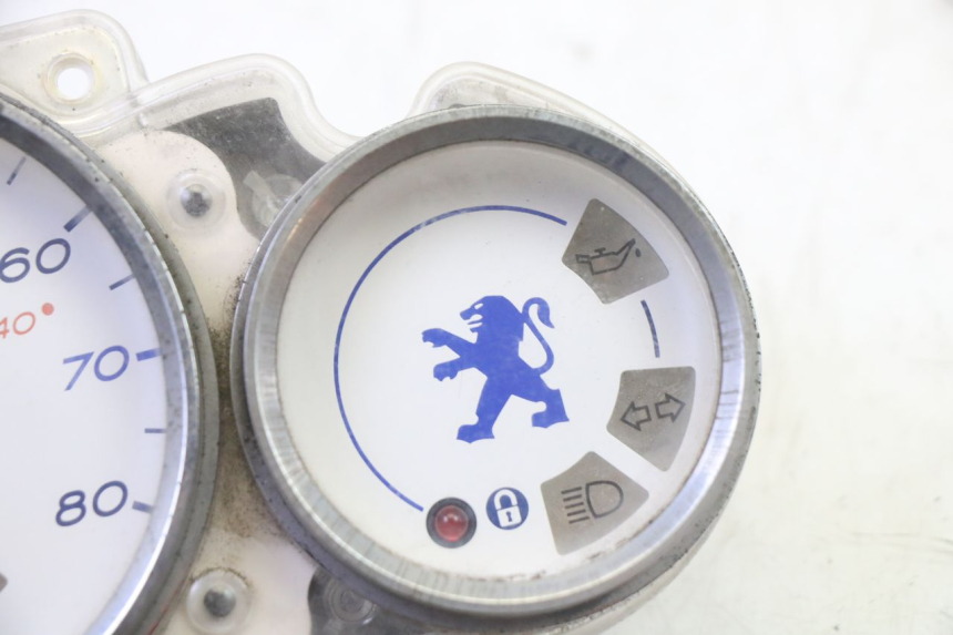 photo de COMPTEUR PEUGEOT ELYSTAR 50 (2002 - 2014) - Vue d’ensemble