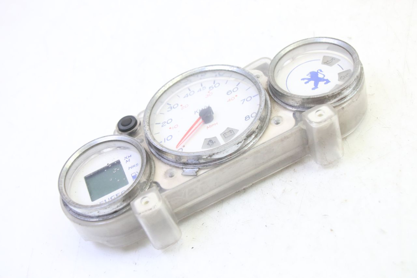 photo de COMPTEUR PEUGEOT ELYSTAR 50 (2002 - 2014) - Points de fixation