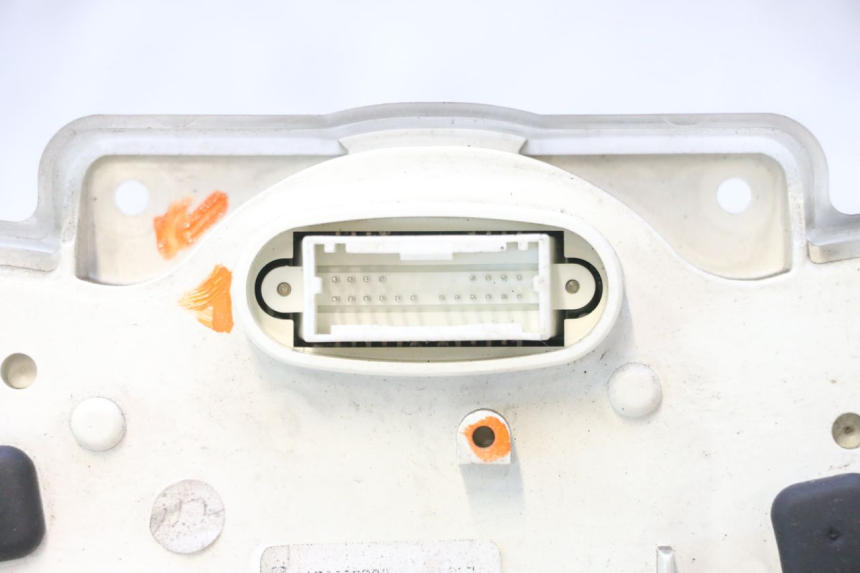 photo de COMPTEUR PEUGEOT ELYSTAR 50 (2002 - 2014) - Focus structure