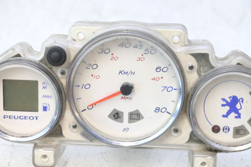photo de COMPTEUR PEUGEOT ELYSTAR 50 (2002 - 2014) - Marquages et références