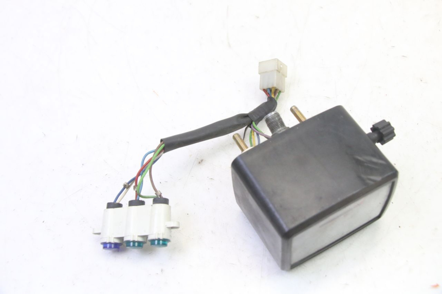 photo de COMPTEUR  APRILIA ETX 125 (1998 - 2002) - Points de fixation