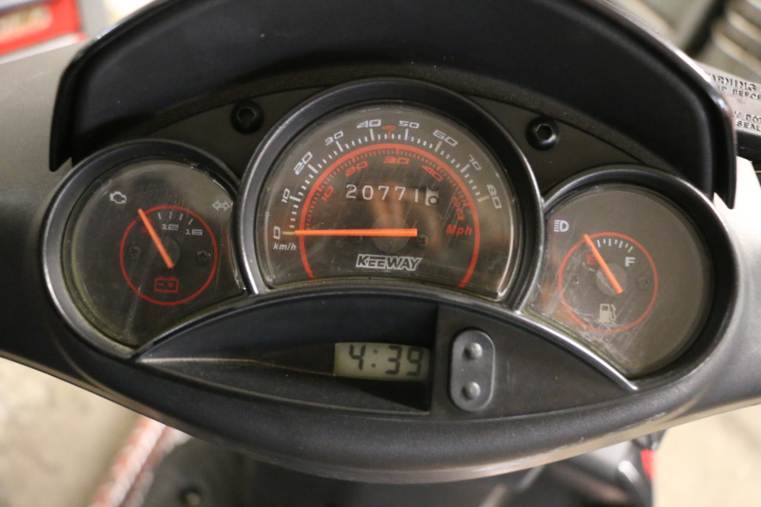 photo de COMPTEUR KEEWAY F-ACT FACT EVO 50 (2020 - 2026) - Zoom état d’usage