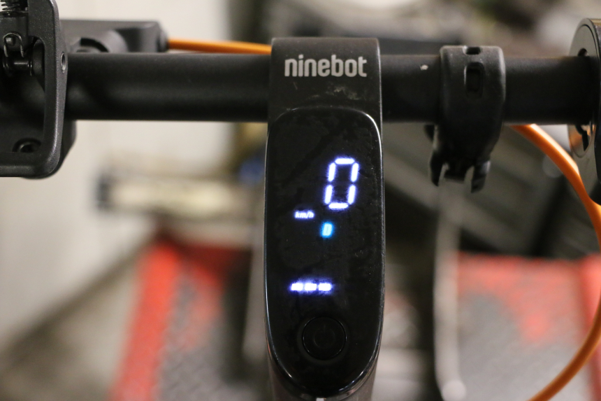 photo de COMPTEUR SEGWAY NINEBOT F40E 1 - Zoom état d’usage