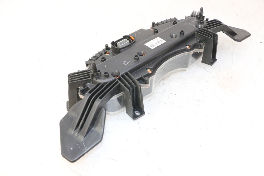 photo de COMPTEUR HONDA FES S-WING SWING ABS 125 (2007 - 2015) - État de surface