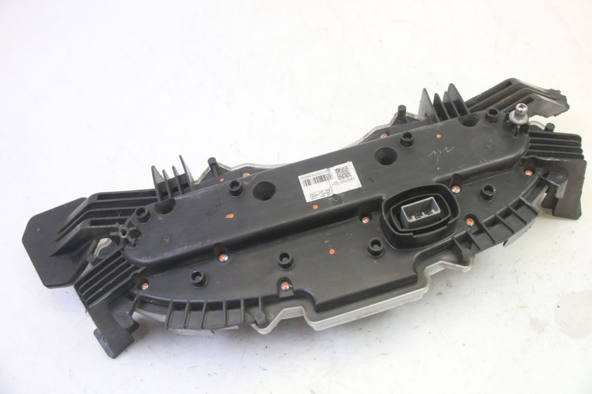 photo de COMPTEUR HONDA FES S-WING SWING ABS 125 (2007 - 2015) - Détails caractéristiques