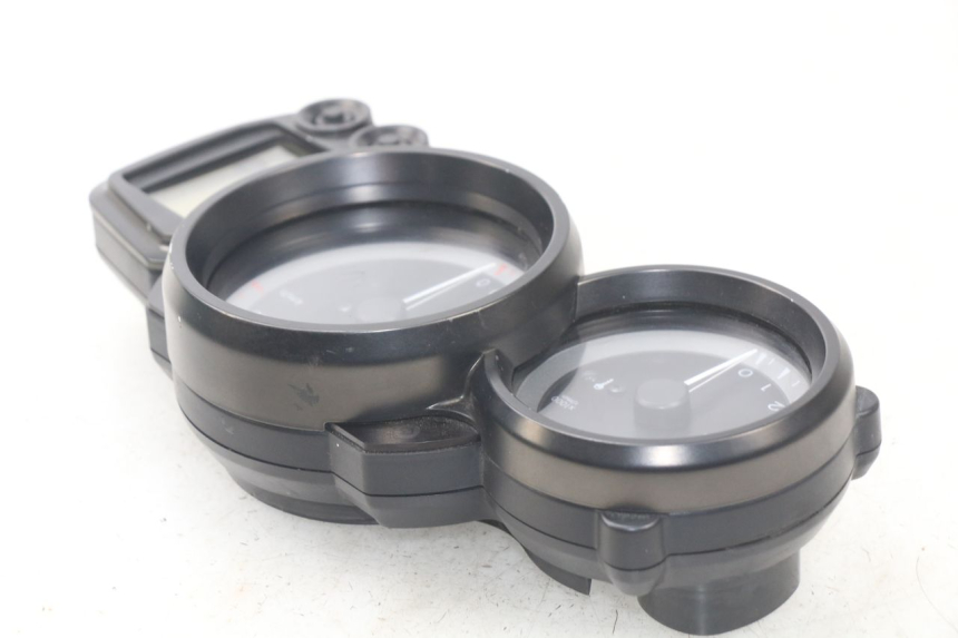 photo de COMPTEUR YAMAHA FJR ABS 1300 (2006 - 2012) - État de surface