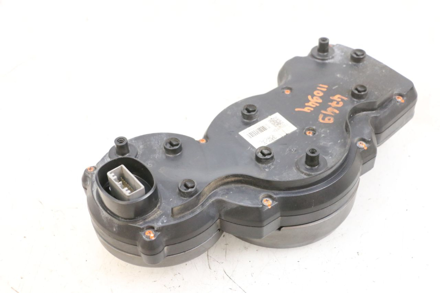 photo de COMPTEUR YAMAHA FJR ABS 1300 (2006 - 2012) - Autre angle de vue