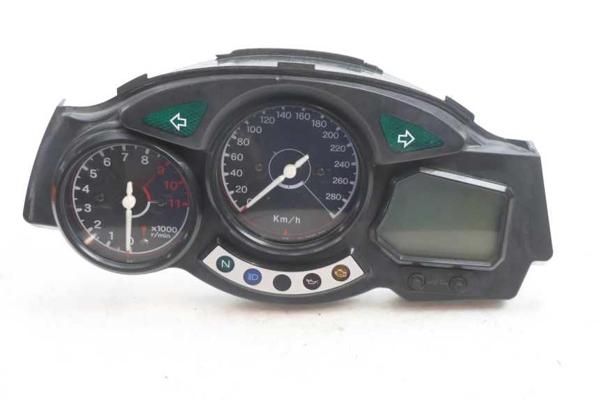 photo de COMPTEUR  YAMAHA FJR 1300 (2001 - 2005) - Vue principale