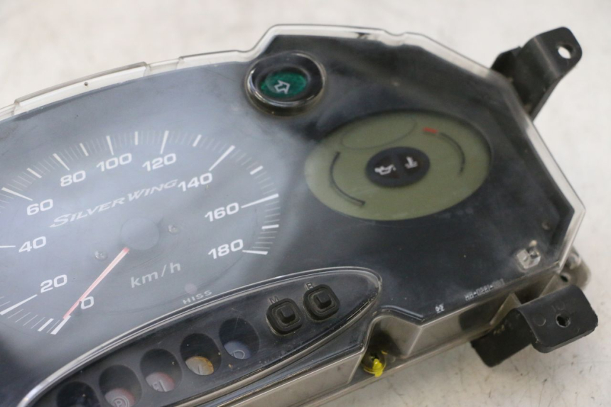 photo de COMPTEUR  HONDA FJS SILVER WING SILVERWING 400 (2005 - 2008) - Détail de la pièce