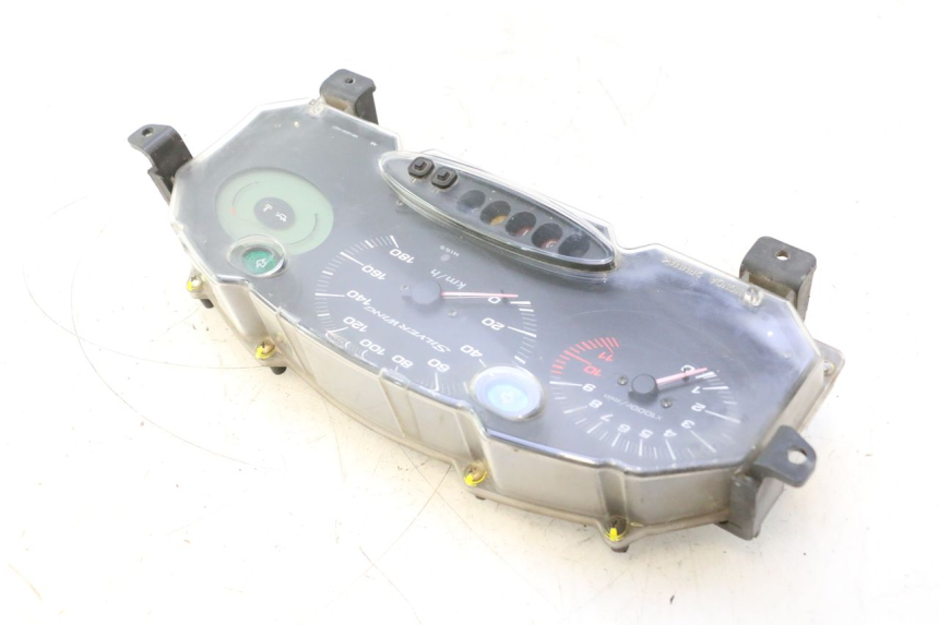 photo de COMPTEUR  HONDA FJS SILVER WING SILVERWING 400 (2005 - 2008) - État de surface