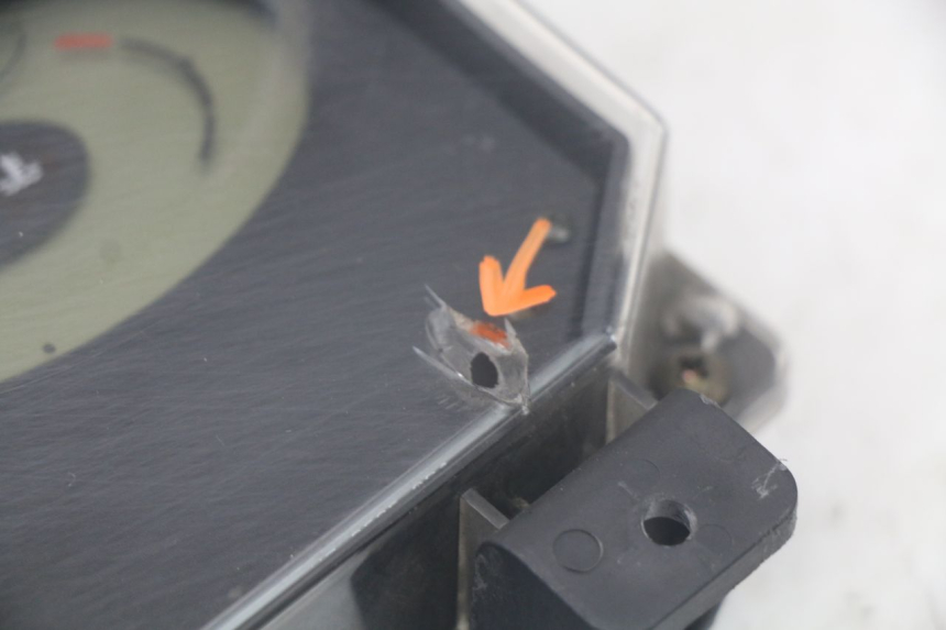 photo de COMPTEUR  HONDA FJS SILVERWING SILVER WING 600 (2001 - 2010) - État de surface