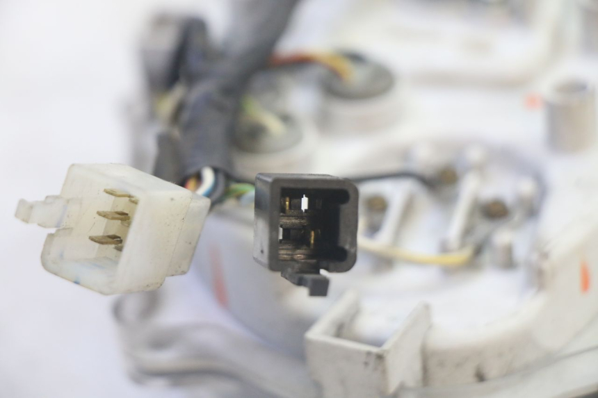 photo de COMPTEUR PIAGGIO FLY 4T 50 (2013 - 2017) - Détails caractéristiques