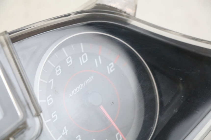 photo de COMPTEUR HONDA FORZA 125 (2015 - 2016) - Zoom état d’usage
