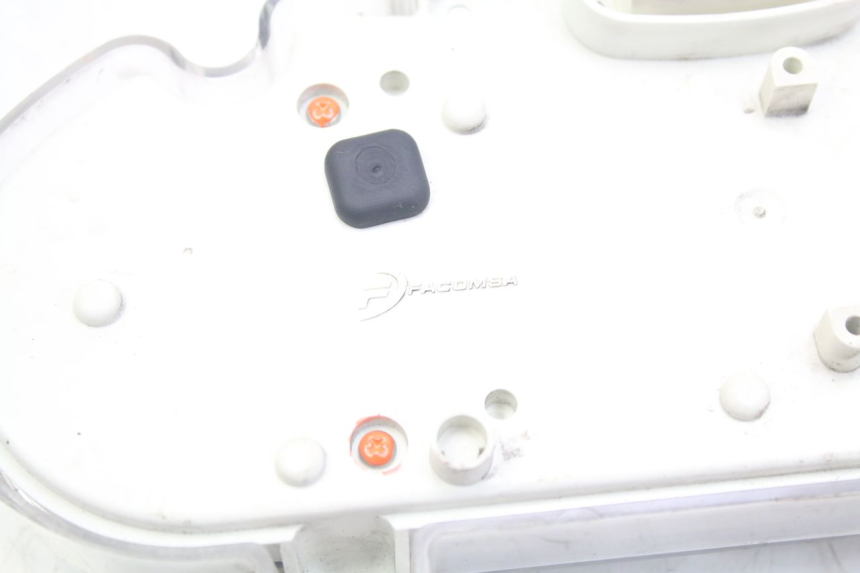 photo de COMPTEUR  PEUGEOT GEOPOLIS RS 125 (2007 - 2009) - Gros plan technique