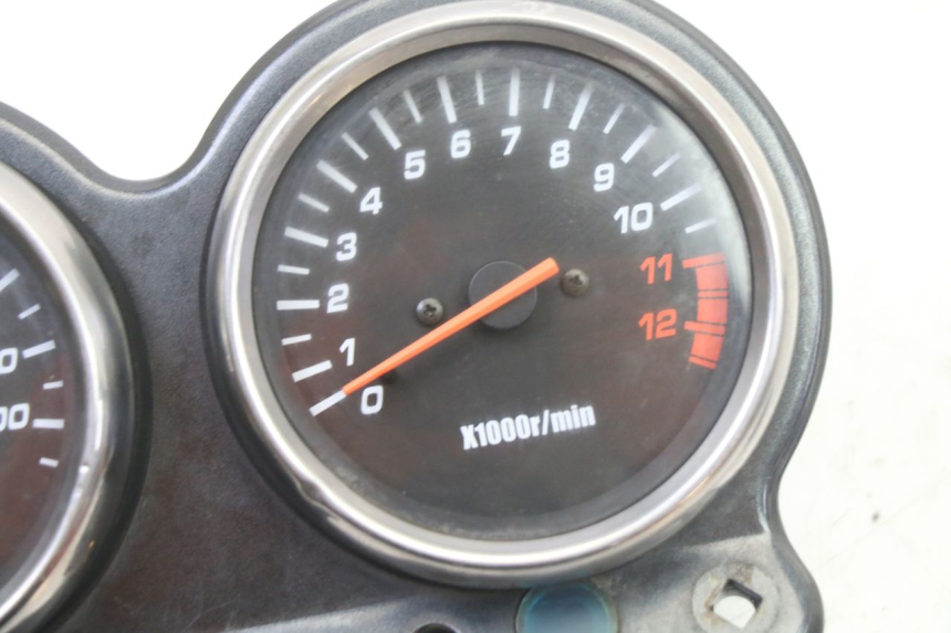 photo de COMPTEUR  SUZUKI GS GSE 500 (2001 - 2003) - Zoom état d’usage