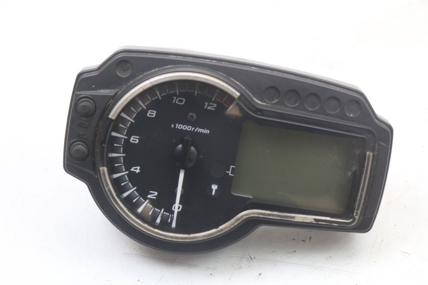 photo de COMPTEUR  SUZUKI GSR 750 (2011 - 2017) - Vue principale