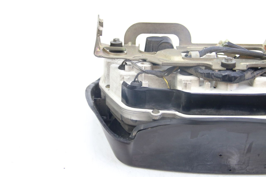 photo de COMPTEUR SUZUKI GSX-F GSX  F 1100 (1988 - 1994) - Vue produit