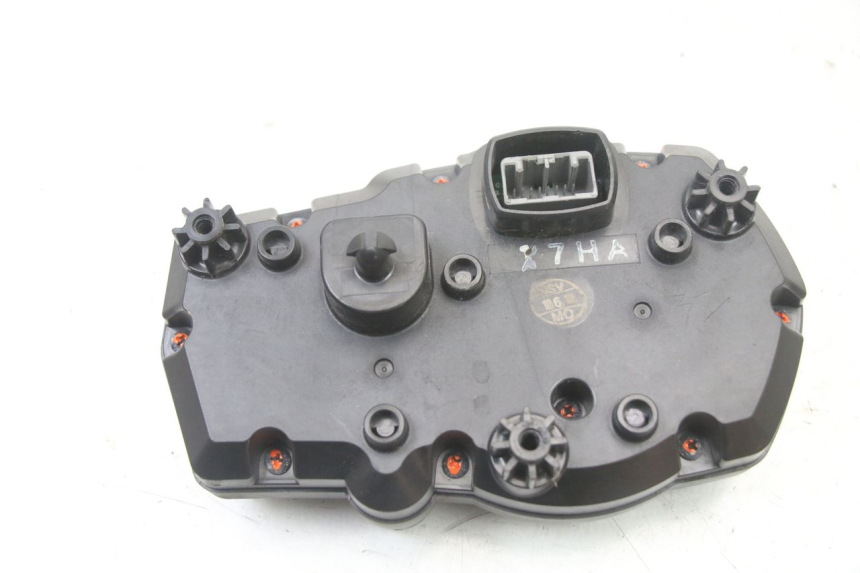 photo de COMPTEUR  SUZUKI GSX F GSXF 650 (2007 - 2015) - État de surface