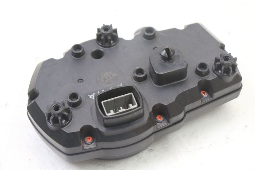 photo de COMPTEUR  SUZUKI GSX F GSXF 650 (2007 - 2015) - Marquages et références