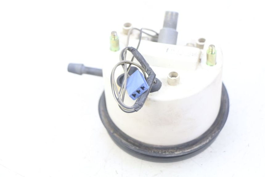 photo de COMPTEUR  SUZUKI GSX F GSXF 750 (1988 - 1998) - Zoom état d’usage