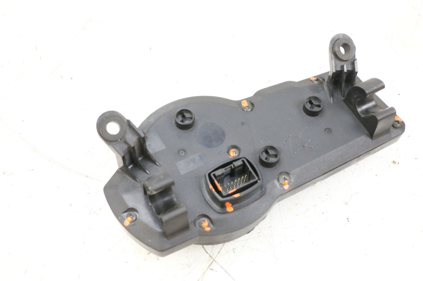 photo de COMPTEUR  SUZUKI GSXR GSX-R 1000 (2003 - 2004) - État de surface