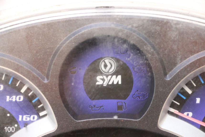 photo de COMPTEUR  SYM GTS EVO 125 (2009 - 2013) - Zoom état d’usage