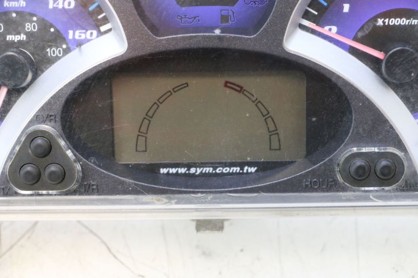 photo de COMPTEUR  SYM GTS EVO 125 (2009 - 2013) - Autre angle de vue