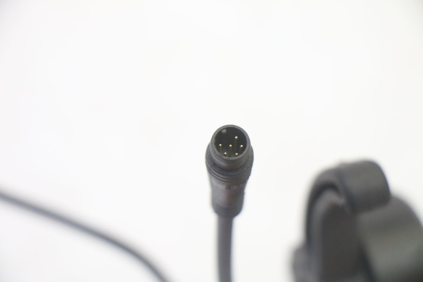 photo de COMPTEUR  HITWAY H5 1 - État de surface