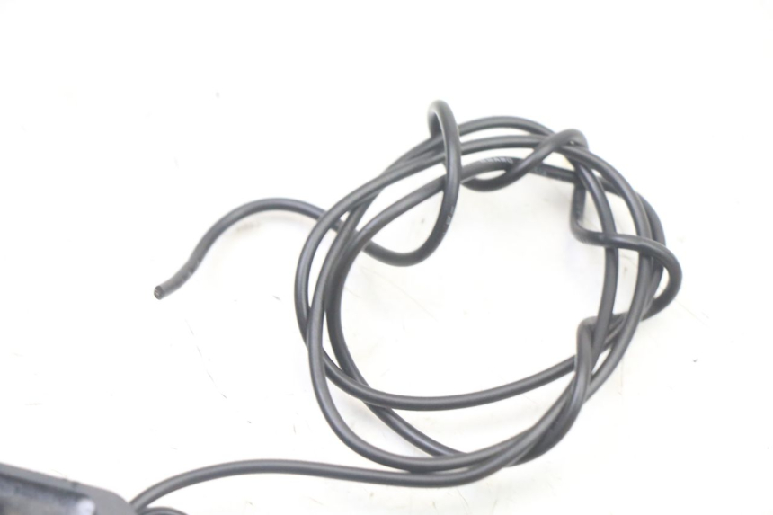 photo de COMPTEUR  HONDA CR 85 (2003 - 2007) - Gros plan technique