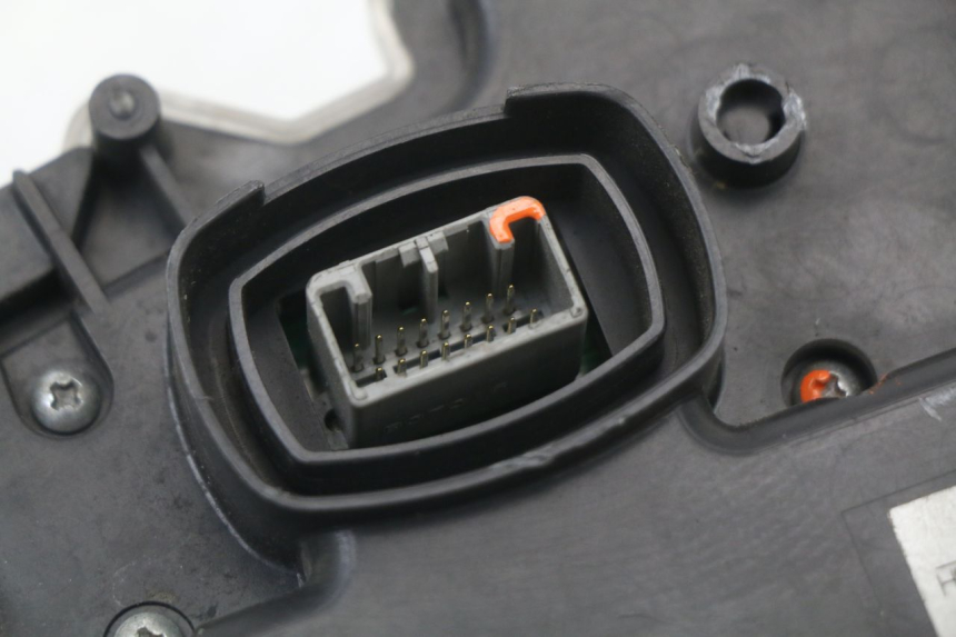 photo de COMPTEUR  HONDA FES S-WING SWING 125 (2007 - 2015) - Pièce contrôlée