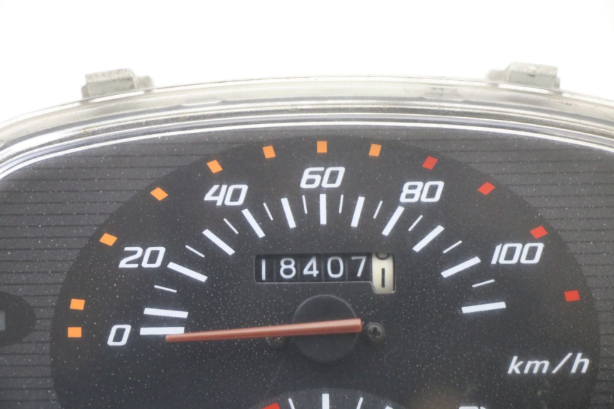 photo de COMPTEUR HONDA SCV LEAD 100 (2003 - 2007) - Détail de la pièce