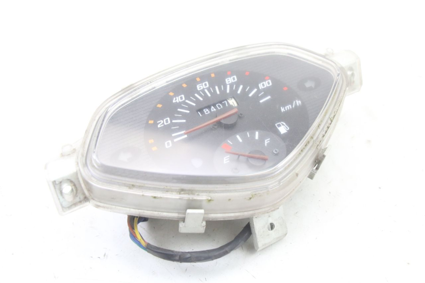 photo de COMPTEUR HONDA SCV LEAD 100 (2003 - 2007) - Autre angle de vue