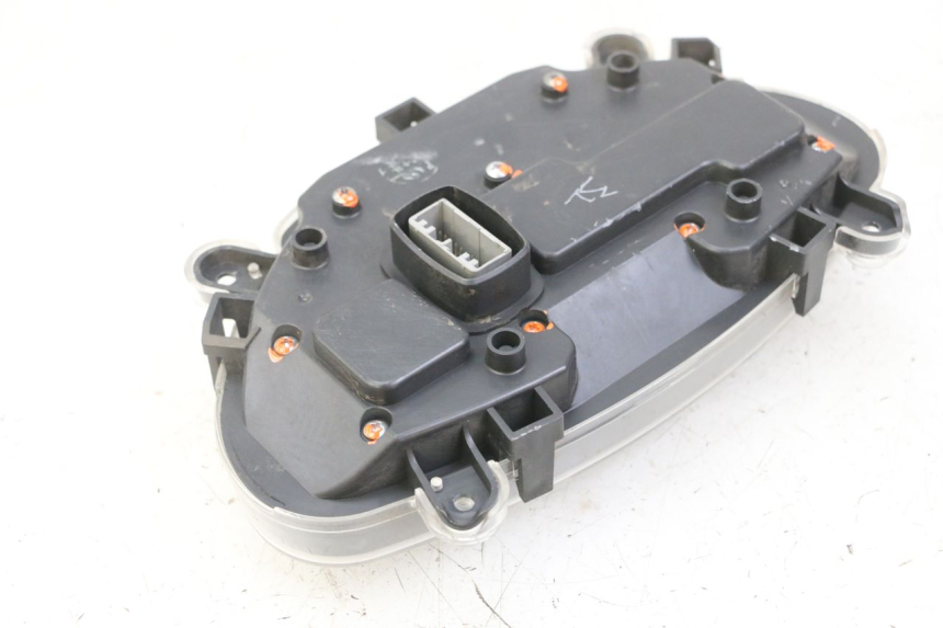 photo de COMPTEUR  PIAGGIO IE MP3 YOURBAN 300 (2011 - 2016) - Zoom état d’usage