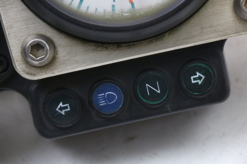 photo de COMPTEUR  KAWASAKI ZR7 ZR-7 S 750 (1999 - 2004) - Vue d’ensemble