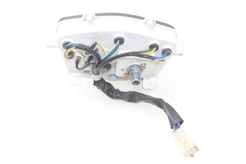 photo de COMPTEUR PEUGEOT KISBEE 4T 50 (2018 - 2022) - Autre angle de vue