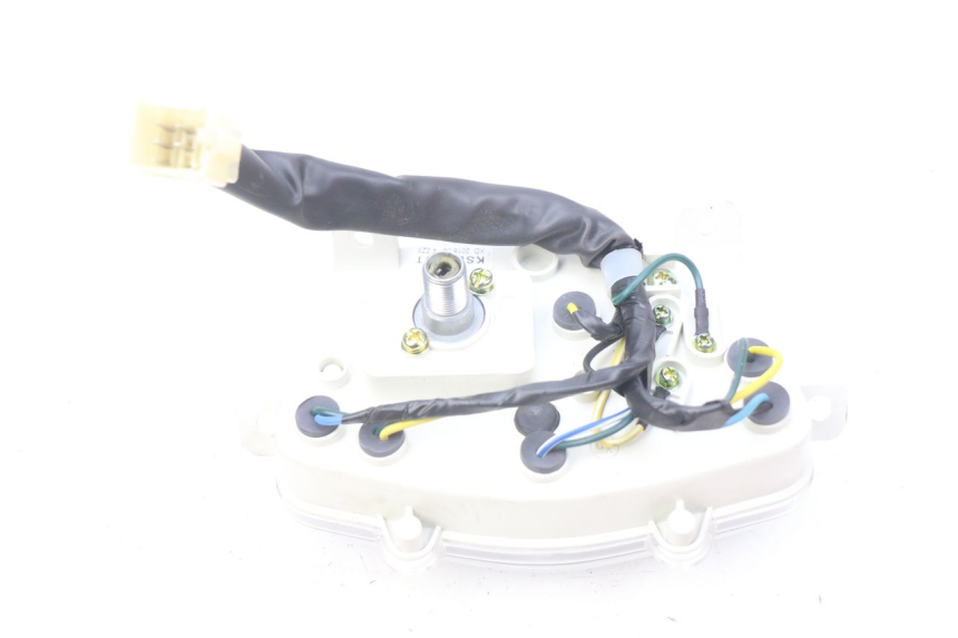 photo de COMPTEUR PEUGEOT KISBEE 4T 50 (2018 - 2022) - Autre angle de vue