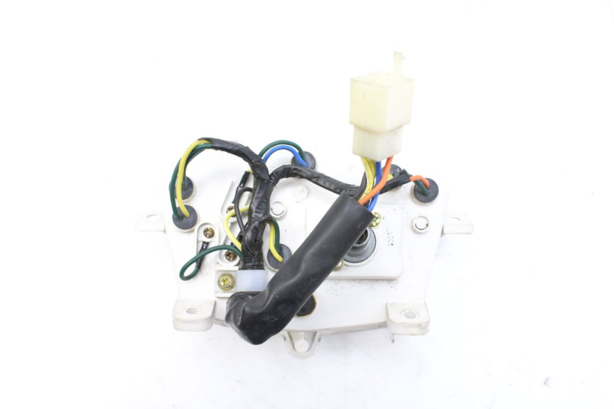 photo de COMPTEUR PEUGEOT KISBEE 4T 50 (2010 - 2017) - Gros plan technique