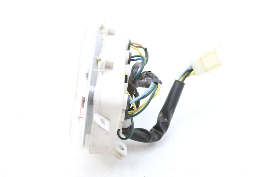 photo de COMPTEUR PEUGEOT KISBEE 4T 50 (2010 - 2017) - Vue d’ensemble