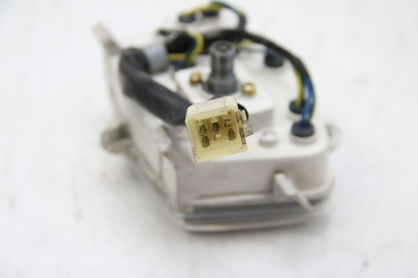 photo de COMPTEUR PEUGEOT KISBEE 4T 50 (2018 - 2022) - Zoom état d’usage