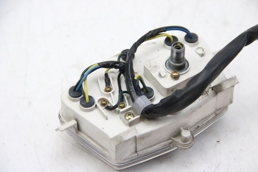 photo de COMPTEUR PEUGEOT KISBEE 4T 50 (2018 - 2022) - Gros plan technique