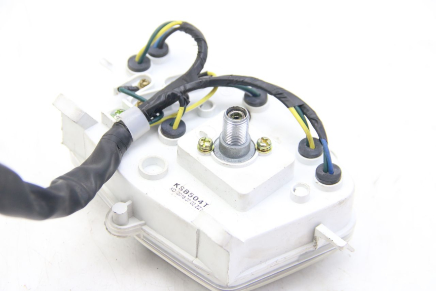 photo de COMPTEUR PEUGEOT KISBEE 4T 50 (2018 - 2022) - Gros plan technique