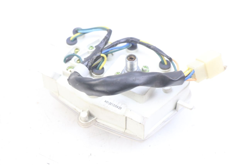 photo de COMPTEUR PEUGEOT KISBEE 4T 50 (2010 - 2017) - Autre angle de vue