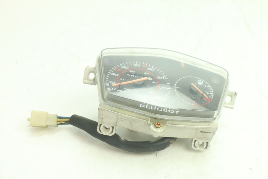 photo de COMPTEUR PEUGEOT KISBEE 4T 50 (2018 - 2022) - Autre angle de vue