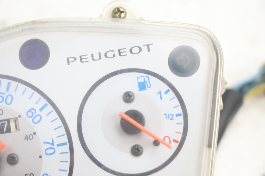 photo de COMPTEUR PEUGEOT KISBEE 4T 50 (2010 - 2017) - Zoom état d’usage